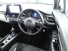 C-HR HEV S GRスポーツ