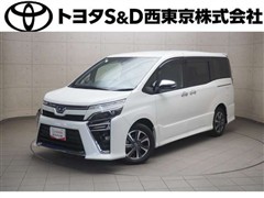 トヨタ ヴォクシー ZS キラメキ