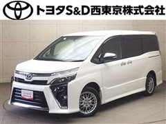 トヨタ ヴォクシー HV ZS キラメキ3