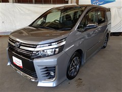 トヨタ ヴォクシー ZS キラメキ2