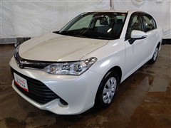 カローラアクシオ X