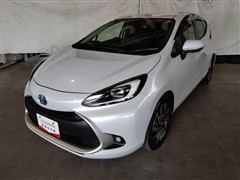 トヨタ アクア G