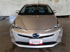 プリウス S Safety Plus