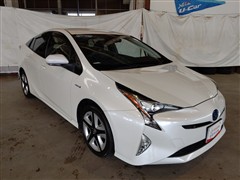 プリウス A プレミアムツーリング