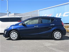 アクア S スタイルブラック