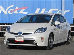 トヨタ　プリウスPHV G