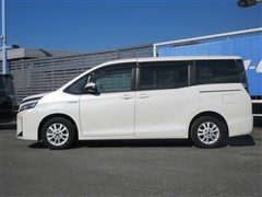 ヴォクシー ハイブリッド V