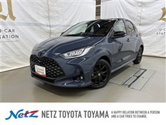 トヨタ ヤリス HV Zウルバーノ