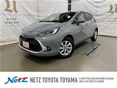 トヨタ アクア Z 4WD