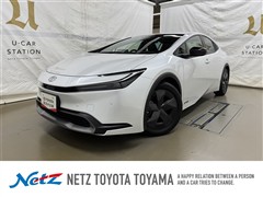 トヨタ プリウスU(KINTOセンヨウ)4WD
