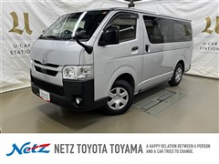 トヨタ ハイエース DX 4WD