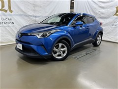 トヨタ　C-HR S オンライン