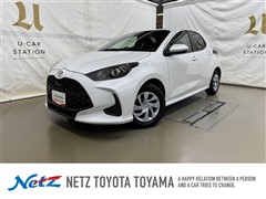 トヨタ ヤリス ハイブリッド U