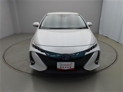 プリウスPHV A