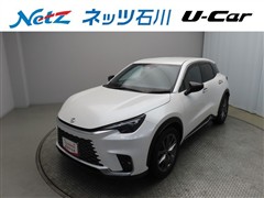 レクサス LBX リラックス 4WD