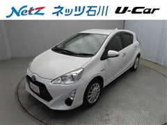 トヨタ　アクア S スタイルブラック