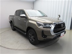 ハイラックス Z  4WD