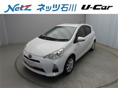 トヨタ　アクア G