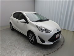 アクア S スタイルブラック