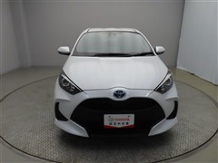 ヤリス ハイブリッド X