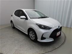 ヤリス ハイブリッド X