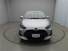 ヤリス ハイブリッド X