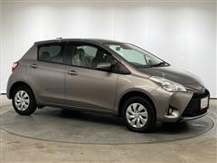 ヴィッツ 1.3F 4WD