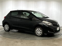 ヴィッツ 1.3FスマイルED 4WD