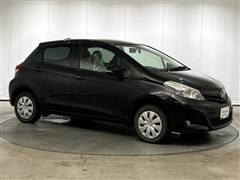 ヴィッツ 1.3FスマイルED 4WD