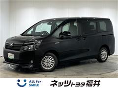 トヨタ ヴォクシーHEV V
