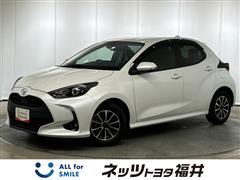トヨタ ヤリス 1.0X