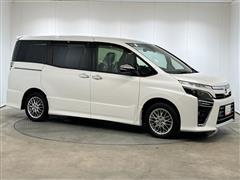 ヴォクシーHEV ZSキラメキ3