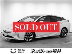 トヨタ プリウス AプレミアムツーリングS