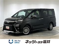 ヴォクシーHEV ZSキラメキ3