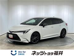 トヨタ　カローラツーリングHEV WXB4WD