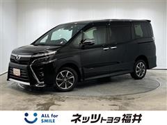 トヨタ　ヴォクシー ZSキラメキ2 4WD