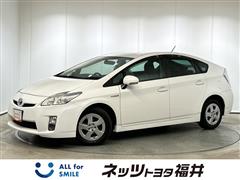 トヨタ プリウス L