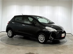 ヴィッツ 1.3Fアミー 4WD