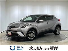 トヨタ　C-HR HEV G