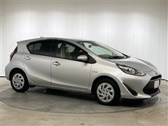 アクア S スタイルブラック