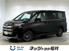 トヨタ ノアHEV S-Z E-Four