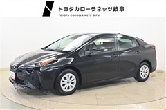 トヨタ プリウス S