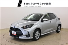 トヨタ ヤリスHEV X