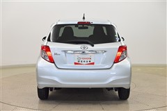 ヴィッツ F スマイルエディション