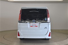 ノア SI W/B2