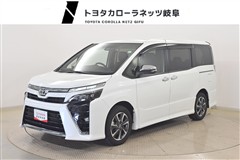トヨタ ヴォクシー ZS キラメキ3