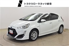 トヨタ アクア S スタイルブラック