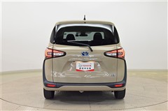 シエンタHV ファンベースG クエロ