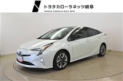 トヨタ プリウス S セーフティプラス