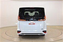ノアHEV S-Z 4WD